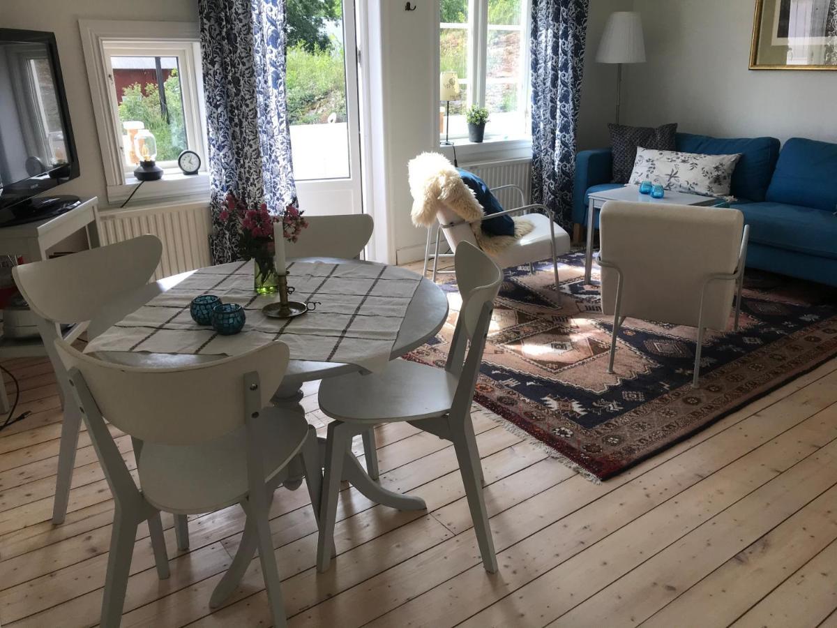Nice Holiday House At Horse Farm With Lake And Sauna Holo  Exteriör bild